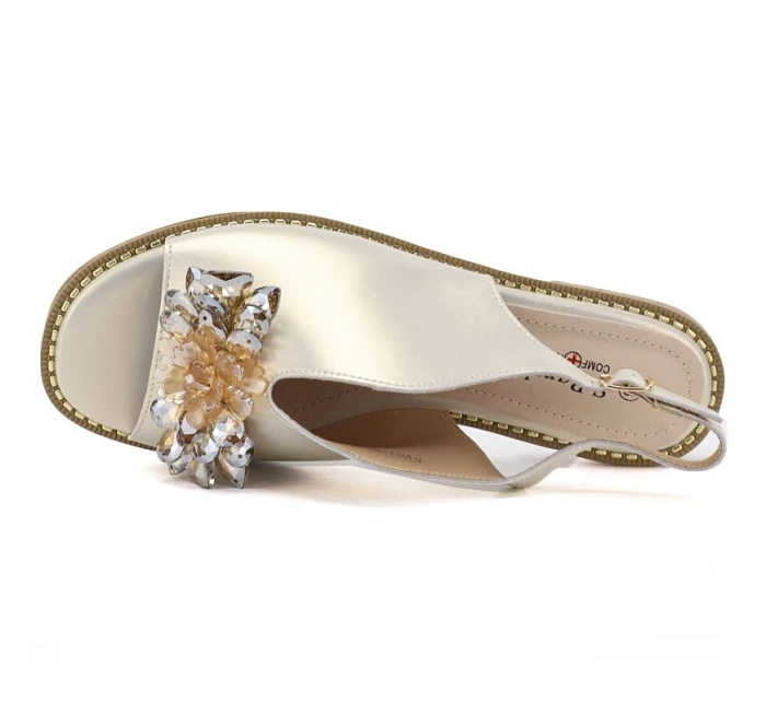 Dámske kožené ploché sandále s kryštálmi zlaté S.Barski 61-6004