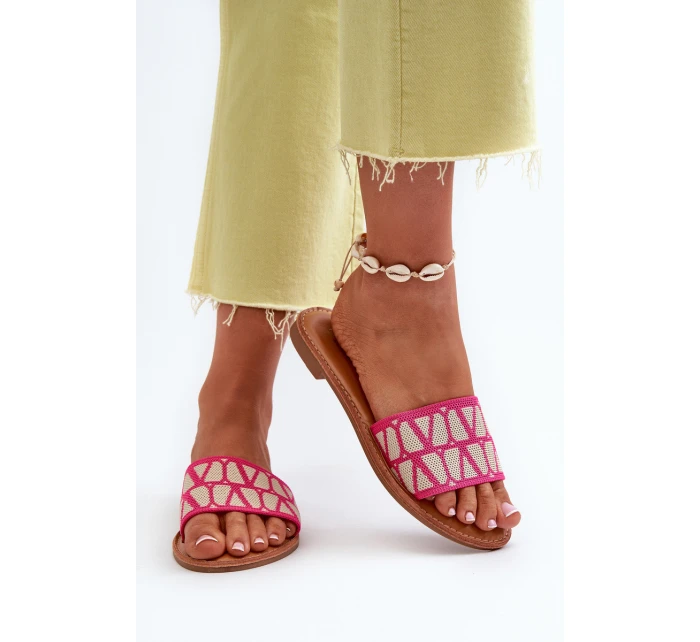 Dámské sandály na ploché podrážce od model 21657424 - Boto Dámské sandály na ploché podrážce od model 21657424 - Boto