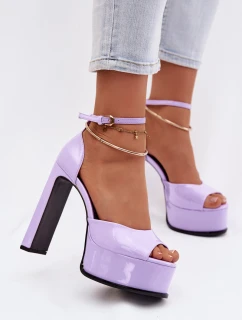 Lakované dámské sandály na podpatku a platformě fialové model 21951656 - Boto
