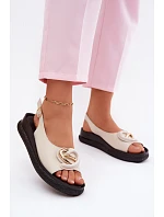 Kožené sandály na platformě s ozdobou model 22133578 Béžové - S.Barski