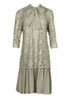 Dámske krajkované šaty s viazačkou a volánom - 0220M18 Glam