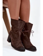 Kožené semišové dámské kotníkové boty na podpatku model 21744772 čokoládové - Zazoo