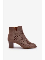 Dámské Botky Z Semiše Na Podpatku S Hnědé model 21658524 - Boto Dámské Botky Z Semiše Na Podpatku S Hnědé model 21658524 - Boto