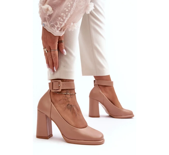 Lodičky na vysokom podpätku so sponou, béžové Idovana Lodičky na vysokom podpätku so sponou, béžové Idovana