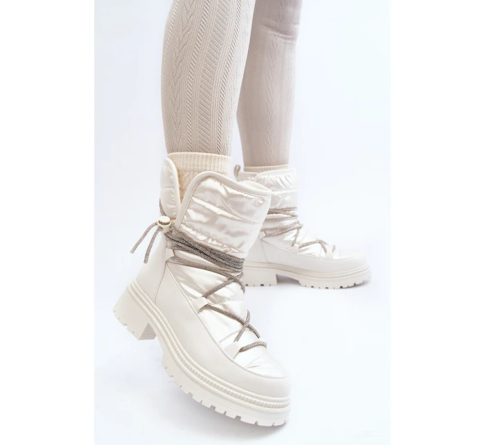 Dámské bílé zimní boty s ozdobným šněrováním model 21645231 - Boto