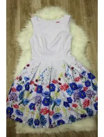 Dámské společenské šaty bez rukávů se model 15042960 sukní a páskem bílé Bílá / 40 - BICOTONE