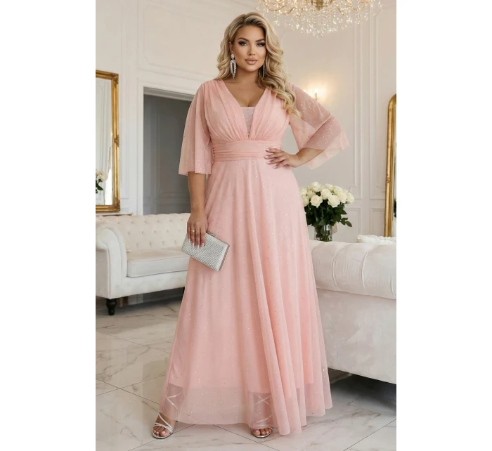 654-4 Dlhé trblietavé šaty nadmernej veľkosti s výstrihom a priehľadnými rukávmi - broskyňové