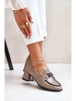 Lakierowane Półbuty Damskie Na Obcasie Z Ozdobą Artiker 55C1054 Beżowe