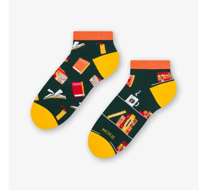 Krátke asymetrické pánske ponožky 035