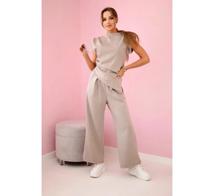Asymetrická blúzka + nohavice tmavobéžová