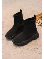 Dětské sportovní boty ze  černé model 21634684 - Boto