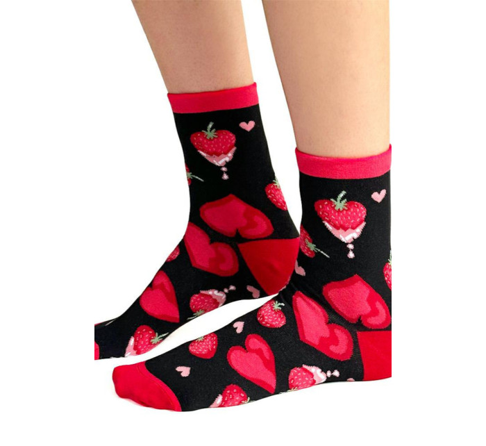 Dámske valentínske ponožky 136
