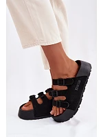 Žabky na platforme model 226347 Krok vo veľkom štýle Žabky na platforme model 226347 Krok vo veľkom štýle