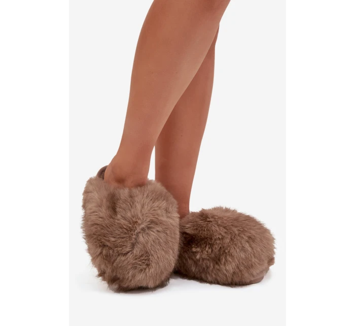 Dámské kožené papuče hnědé model 21709089 - Boto