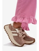 z semiše na masivní platformě Béžové model 22031733 - D&A z semiše na masivní platformě Béžové model 22031733 - D&A