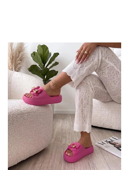 Žabky na platforme model 227254 Solea