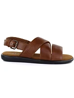 Pánské pohodlné hnědé sandály model 22116554 - Bugatti