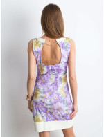 Kvetinové šaty s fialovým výstrihom na chrbte