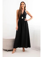 Dámske viskózové maxi šaty viazané za krkom s ozdobnou prackou čierne Dámske viskózové maxi šaty viazané za krkom s ozdobnou prackou čierne
