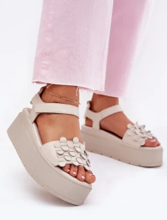 Sandále model 214995 Krok vo veľkom štýle