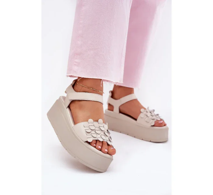 Sandále model 214995 Krok vo veľkom štýle Sandále model 214995 Krok vo veľkom štýle