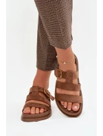 Dámské pantofle s pásky a zlatým hnědé model 21919139 - Boto