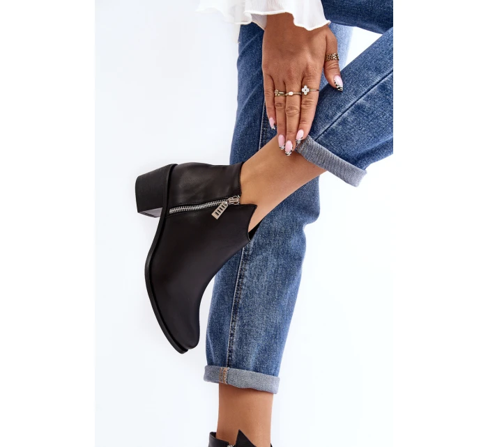 Skórzane Botki Damskie Z Niską Cholewką Na Słupku Z Suwakami Czarne Annaja Skórzane Botki Damskie Z Niską Cholewką Na Słupku Z Suwakami Czarne Annaja