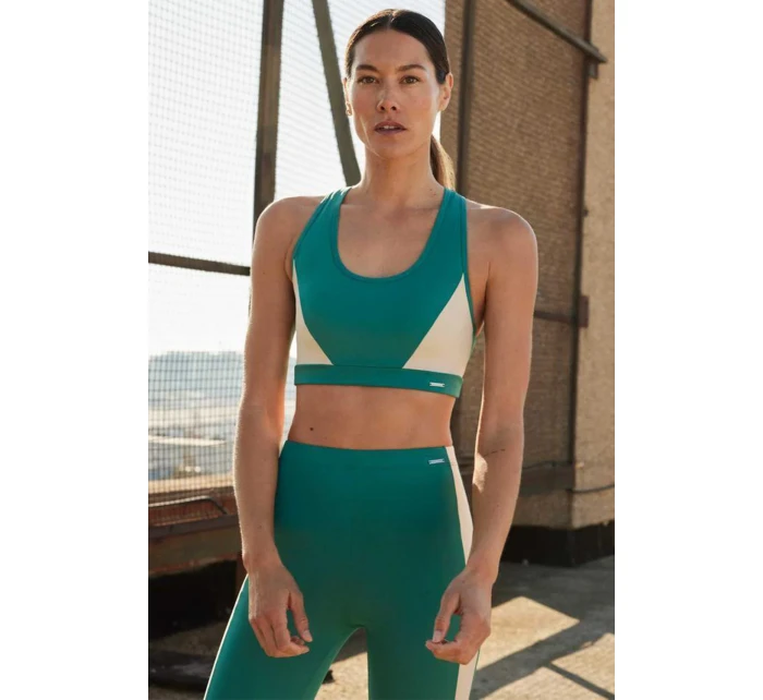 green model 20268617 - Ysabel Mora green model 20268617 - Ysabel Mora