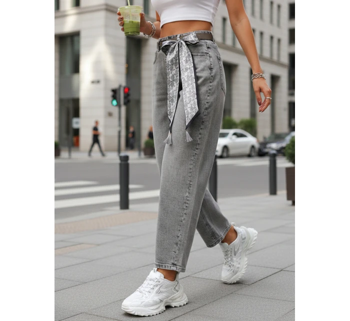 Dámske džínsy balónového strihu s opaskom sivé FashionStreet UY2888