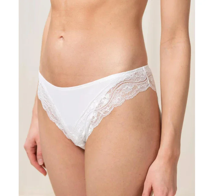 Kalhotky Lovely Micro Tai bílé - TRIUMPH Kalhotky Lovely Micro Tai bílé - TRIUMPH