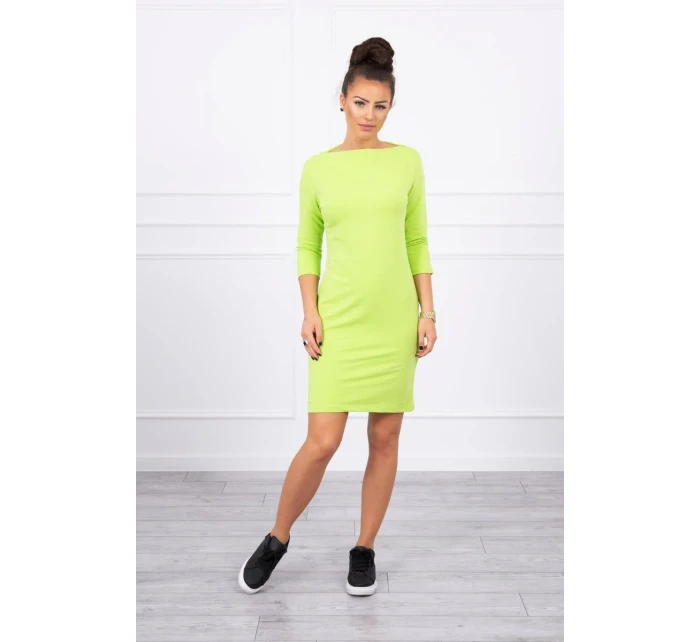 Klasické šaty pistácie