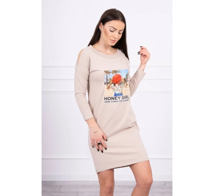 Šaty s potiskem Honey model 18744054 béžové - K-Fashion