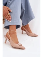 Dámské sandály na podpatku s ozdobným detailem Béžové model 22027885 - Boto