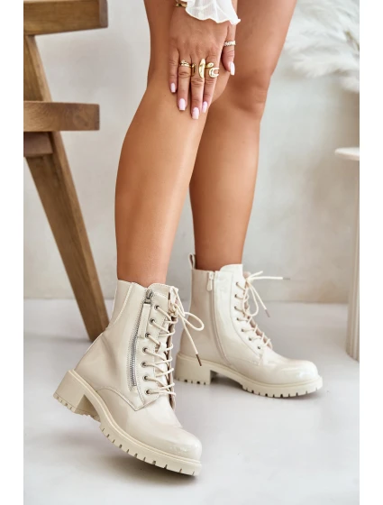 Lakované boty na zip zateplené béžové model 21674143 - Boto Lakované boty na zip zateplené béžové model 21674143 - Boto