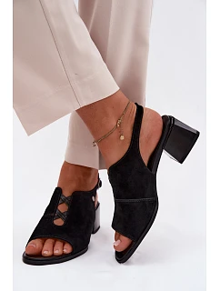 Sandály z přírodního semiše na podpatku Maciejka K7521-01 Černé