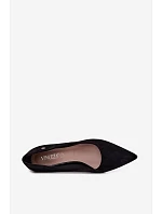 Černé dámské lodičky model 22359652 - VINCEZA Černé dámské lodičky model 22359652 - VINCEZA