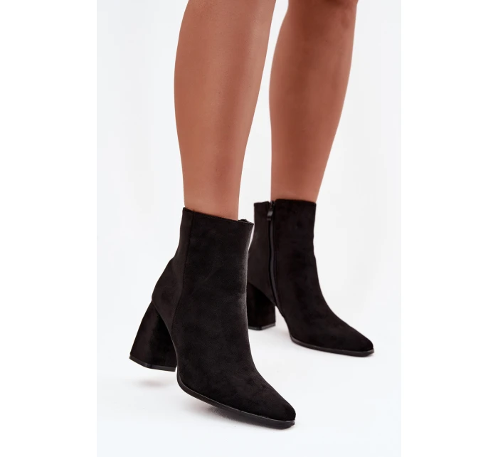 Dámske členkové čižmy na podpätku Inessa - čierne Dámske členkové čižmy na podpätku Inessa - čierne