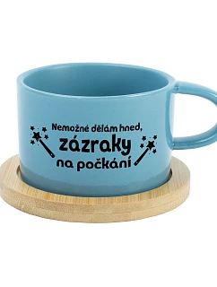 NEMOŽNÉ DĚLÁM HNED, ZÁZRAKY NA POČKÁNÍ - modrý hrníček makronka 200 ml
