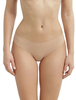Dámske bezšvové nohavičky INVISIBLE BRAZILIAN - BELLINDA - nude