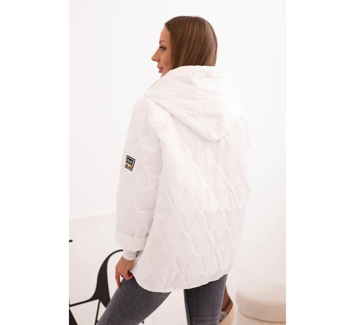Dámska prešívaná bunda s kapucňou biela