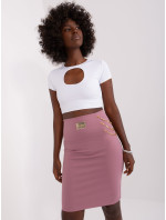 Pletená sukňa s aplikáciou v prachovo ružovej farbe
