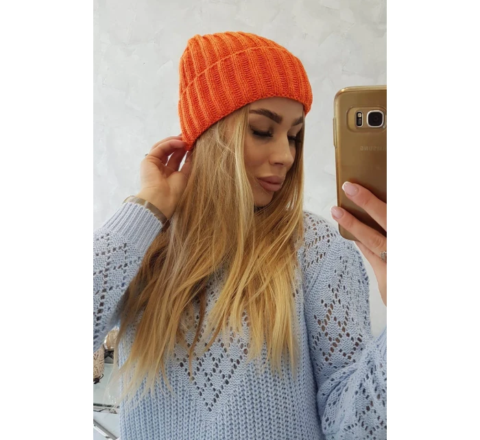 Čiapka s rolovaním Magda K293 orange neon Čiapka s rolovaním Magda K293 orange neon