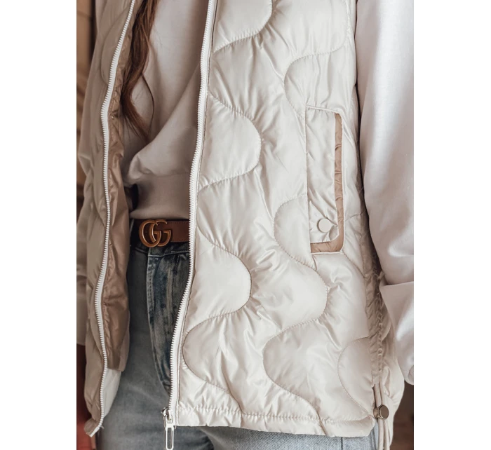 Dámská přechodná prošívaná vesta světle šedá Dstreet model 21987061 - FashionStreet Dámská přechodná prošívaná vesta světle šedá Dstreet model 21987061 - FashionStreet