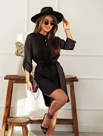 Elegantné šaty s otvoreným výstrihom čierne (013)