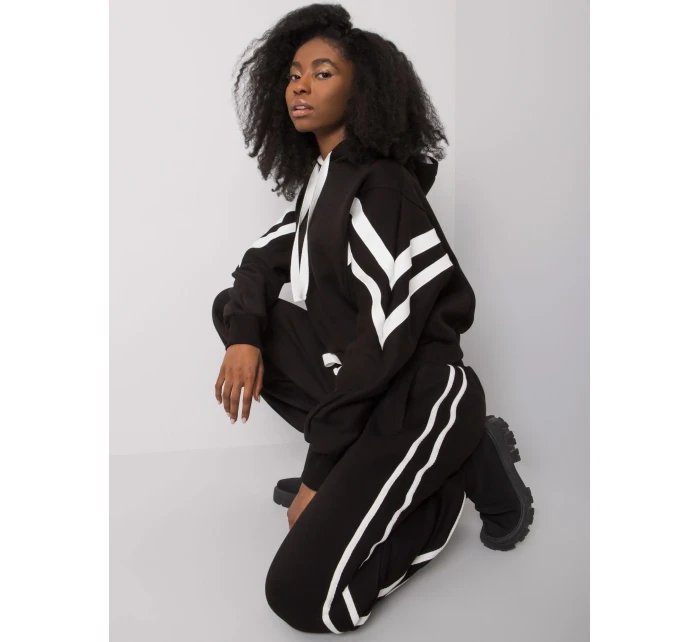 Sada EM KMPL model 16732759 černá - FPrice Sada EM KMPL model 16732759 černá - FPrice