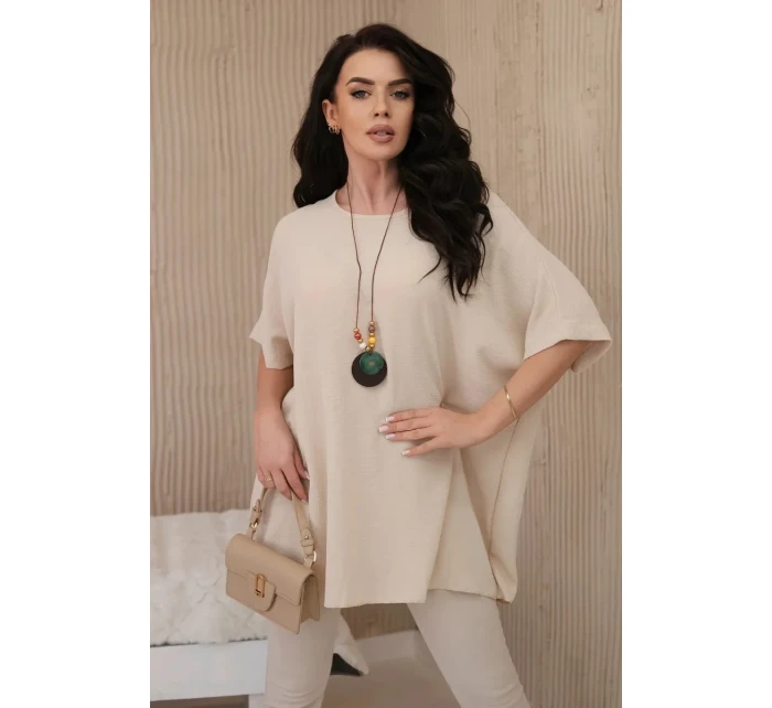 Oversized halenka s přívěskem béžový