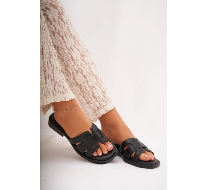 Dámské nazouváky na nízkém podpatku Černé Paris model 22010083 - Step in style Dámské nazouváky na nízkém podpatku Černé Paris model 22010083 - Step in style