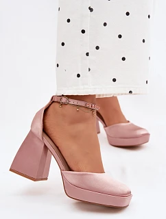 Sandály na podpatku s saténovým povrchem Šampaňské Calistae