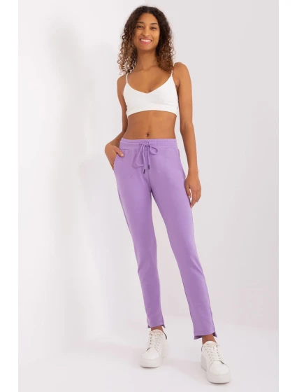 Tepláky model 191227 Relevantnosť Tepláky model 191227 Relevantnosť