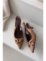 Sandále na podpätku model 224500 Krok vo veľkom štýle